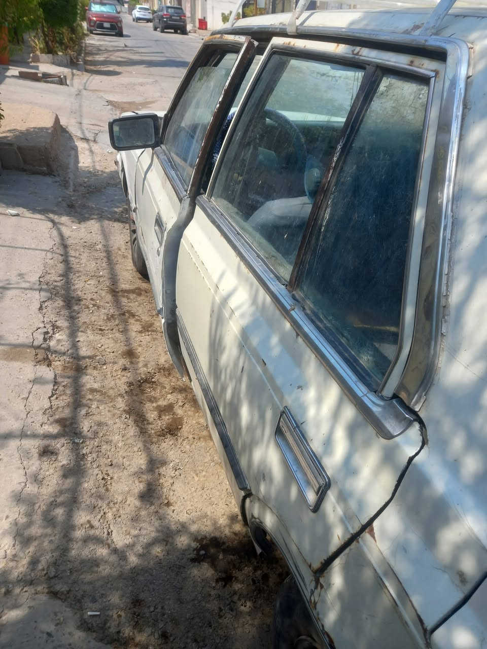 سوبر موديل ٨٣ رقم انبار سنويه الي ٢٨ مكيننه وكير زينات بطه ٢٥٠٠ كهربائيات شغاله تحتاج ترتيب سمكره السعر ٢٠ باسمي تحويل مباشر العنوان بغداد البلديات ***********
