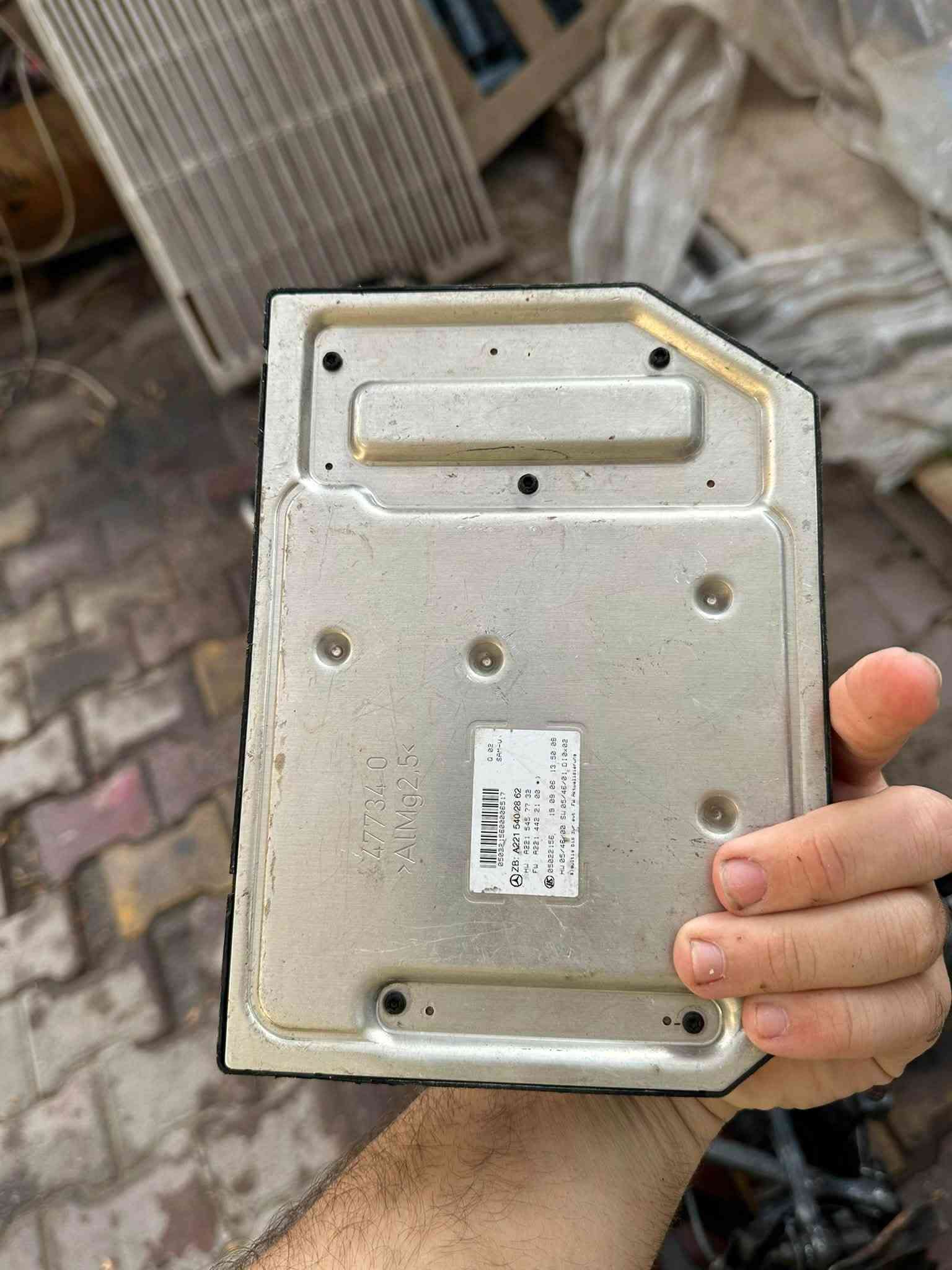 مرسيدس S550 • W221 • عربانه خلفيه