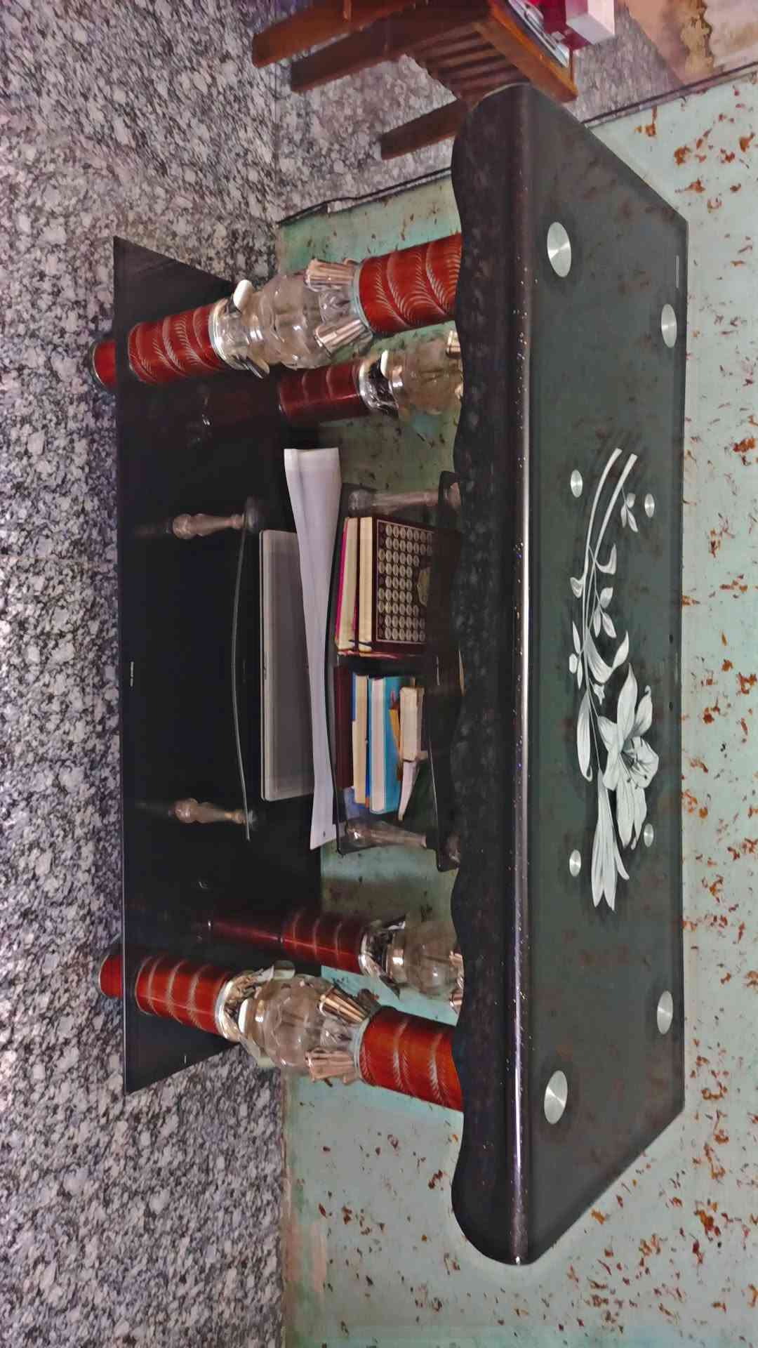 غراض منزلية • مستعملة • كنب