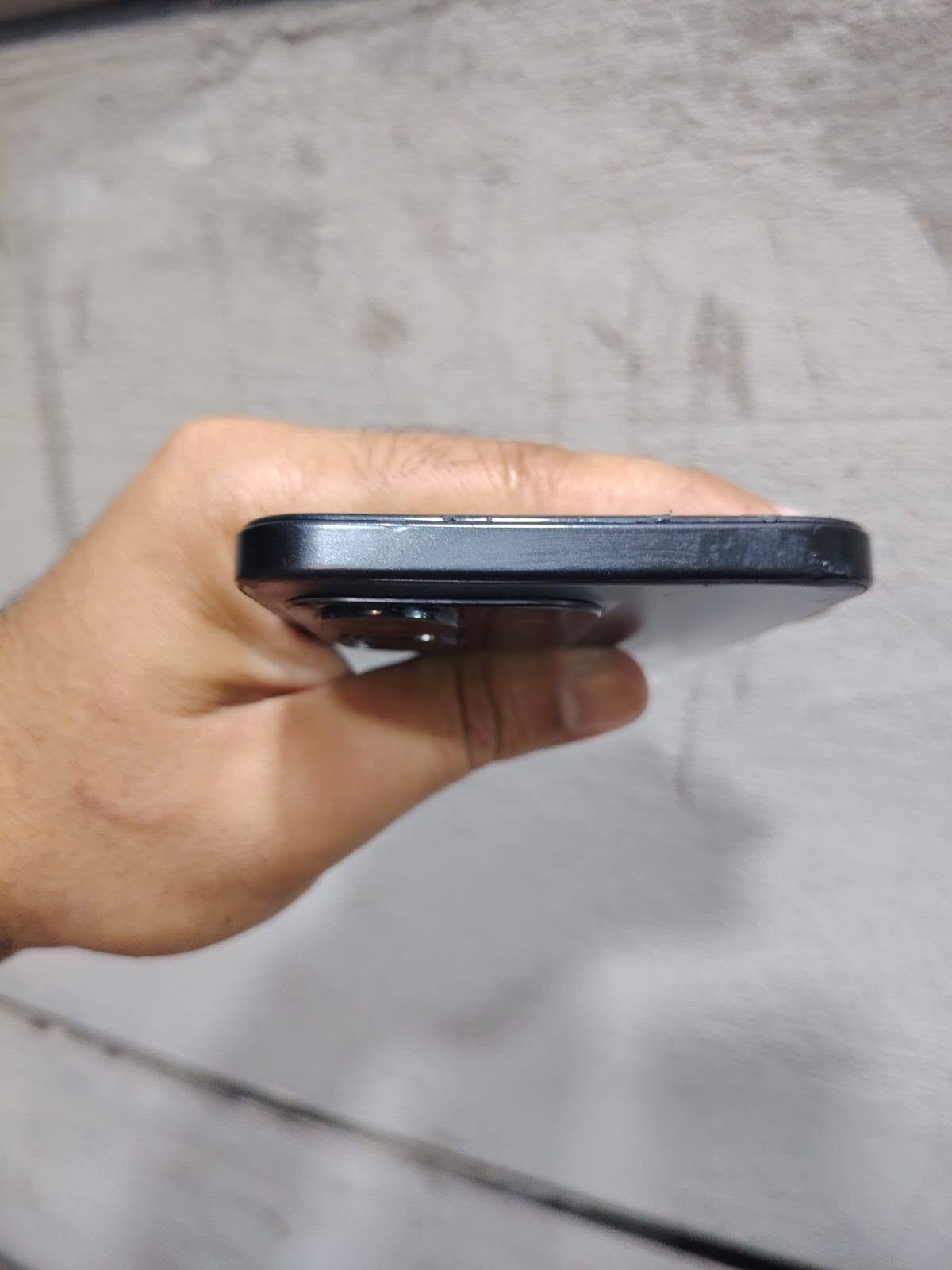سلام عليكم
ريدمي 15C 4G
لون اسود 
جهاز نضيف و بلادي
ذاكرة 256
عشوائيه 4+4
بطاريه 6000 ملي
شاحن بقوة 33 واط
شاشه كبيرة بدقه HD+
هرتزيه الشاشه 120hz
كاميرا خلفيه 50 ميكا 
بي ضرر فطر رفيع بالظهر 
ملحقات كارتونه +كفر
بغداد بلديات 
*********** واتساب او اتصال 
130 بي مجال
