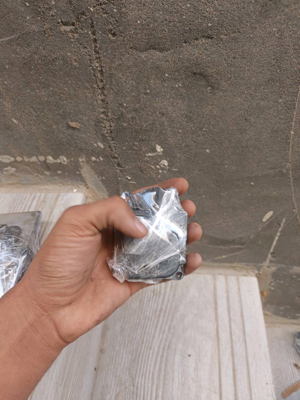 سلام عليكم 
قطع غيار سيار جيب 
الاسفسار رقم الهاتف***********