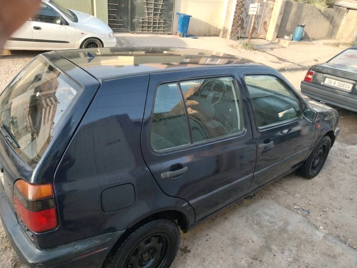 كولف موديل 93
محرك كير شرط كير عادي 
رقم صلاح الدين مشروع وطني شرط تحويل 
مصبوغه جديد وبعد مو مبولشه 
للبيع السعر 30 ترهم مراوس 
مكاني سامراء ***********