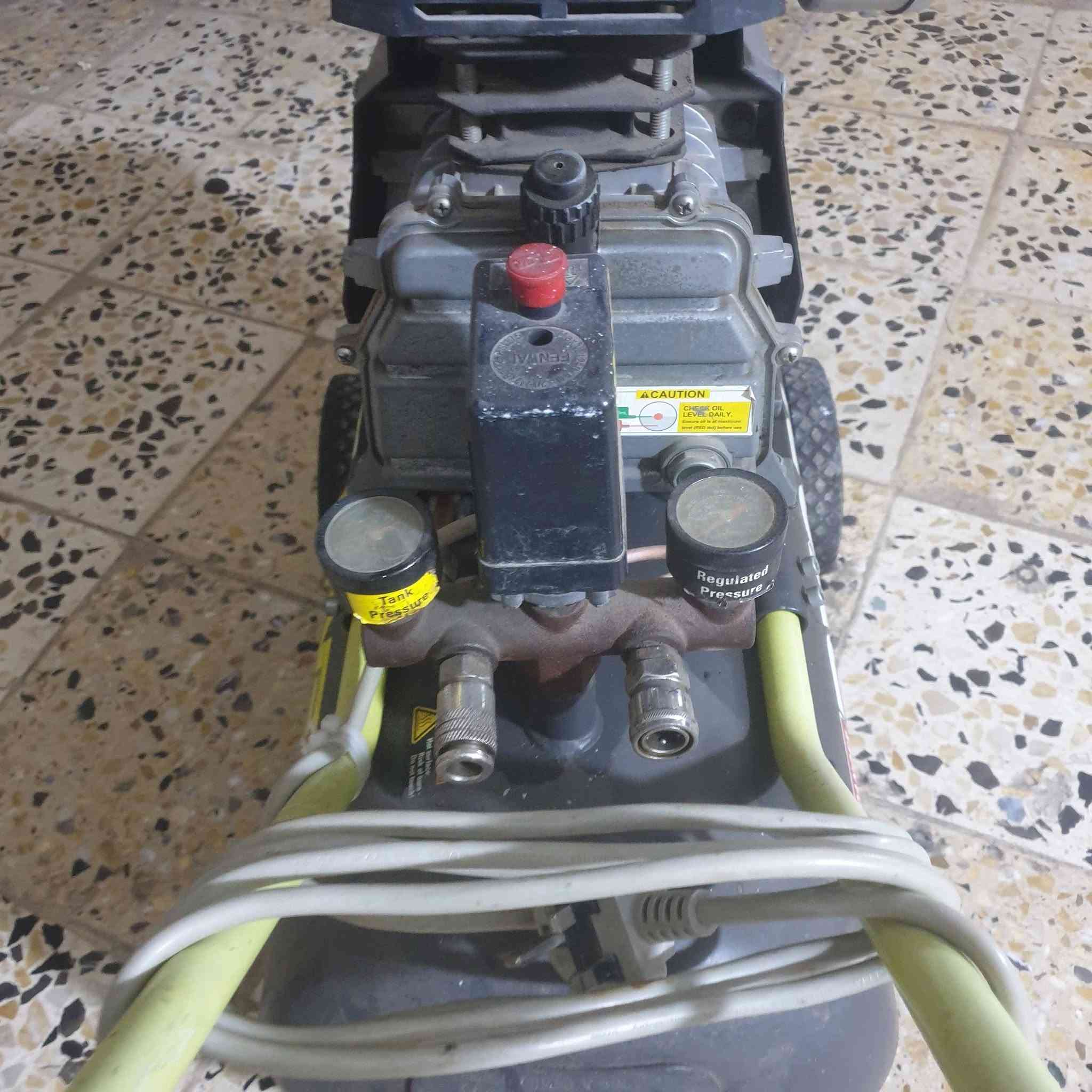 كمبريسر • شغال • ١٢٥