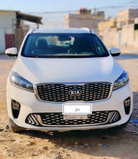 سورنتو ٢٠١٩ • ماشيه ١٤٥٠٠٠ • مكفولة