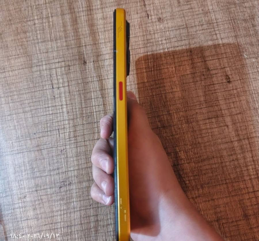 📱 نوبيا نيو 3 5G للبيع 🔥
استعمال شهر ونص فقط
💛 لون أصفر مميز
💥 بيه كم ضربة بالشاصي
📦 وياه الكارتونة والسماعة فقط

🎮 ببجي 60 فريم ثابت
🎮 مميزاته: بي شفتات جانبية للألعاب — تساعدك بالتحكم والحركة والضغط السريع أثناء اللعب
🔋 بطارية 6000mAh عملاقة

💰 السعر 275 ألف
🤏 بي مجال بسيط للجاد

📍 كربلاء – الولاية
🚫 لا يوجد توصيل
📞 ***********

نص مكتوب في الصور:
- ١٨:٣٩ ٢٠٢٦/٠٩/١٣
- ١٨:٤٠ ٢٠٢٦/٠٩/١٣