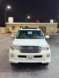 لاندكروزر VXR • ٢٠١٢ • كفاله عامه