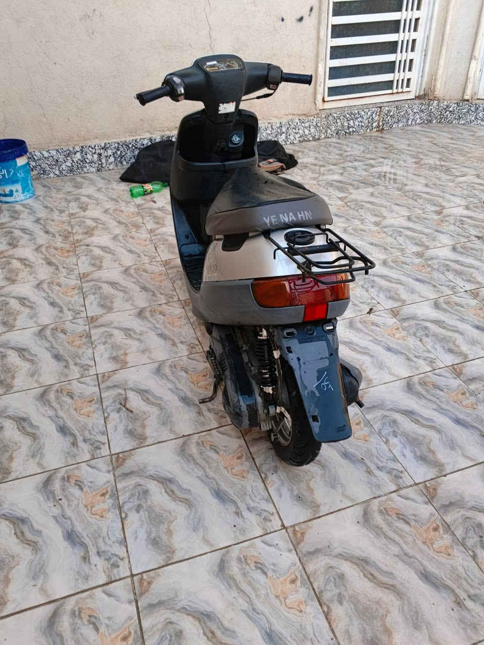 دراجه بتره حاويه صالهه ٢٠ يوم من طالعه من الحاويه البيع سعر خاص وتصال *********** واتساب
