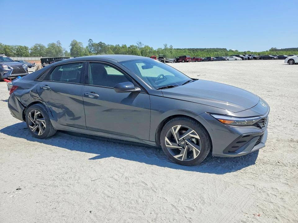 مزاد الاثنين\\\ 2025 HYUNDAI ELANTRA SEL SPORT
♦️️  تاريخ المزاد 2026/9/14
♦️️ الضرر : موضح بالصور 
♦️️ السعر : حسب المزايدة
♦️ الوقت : الحضور الساعة الرابعة مساءا
♦️
⚠️ علما هذا نموذج بسيط من السيارات التي تعرض في المزاد
🏢 وكيل شركة البلداوي الوكيل المعتمد لشركة كوبارت في العراق 
📍 عنوان الشركة:- المحاويل شارع حله /بغداد العام مقابل جامع الامام علي (عليه السلام )
🔸️ للاستفسار الاتصال بالارقام التالية :-
☎️ - -*********** -*********** -
🛑 رقم الشكاوي: *********** واتساب 
⏰ اوقات العمل
يكون الدوام طيلة ايام الاسبوع عدا ( السبت والاحد ) عطلة المزاد 
🧑‍💻 يبدا العمل من الساعة 3:30  ظهرا 🕑 حتى الساعة ال10 مساء 🕙
🙋 نتشرف بزيارتكم لمركز عيون بغداد لمزادات السيارات الامريكية 
#عيون_بغداد
#_لمزادات_السيارات_الاميركية #وكيل_شركة_البلداوي
#الوكيل_المعتمد_لشركة_كوبارت_في_العراق
#استيراد #معارض_السيارات #فتح_حاويات #معارض #مزادات  #وارد_امريكي #سيارات #معارض_الرياض #العراق #الامارات  #الاردن #مشاهير_تيك_تو

نص مكتوب في الصور:
- 40427493
- 49942745
