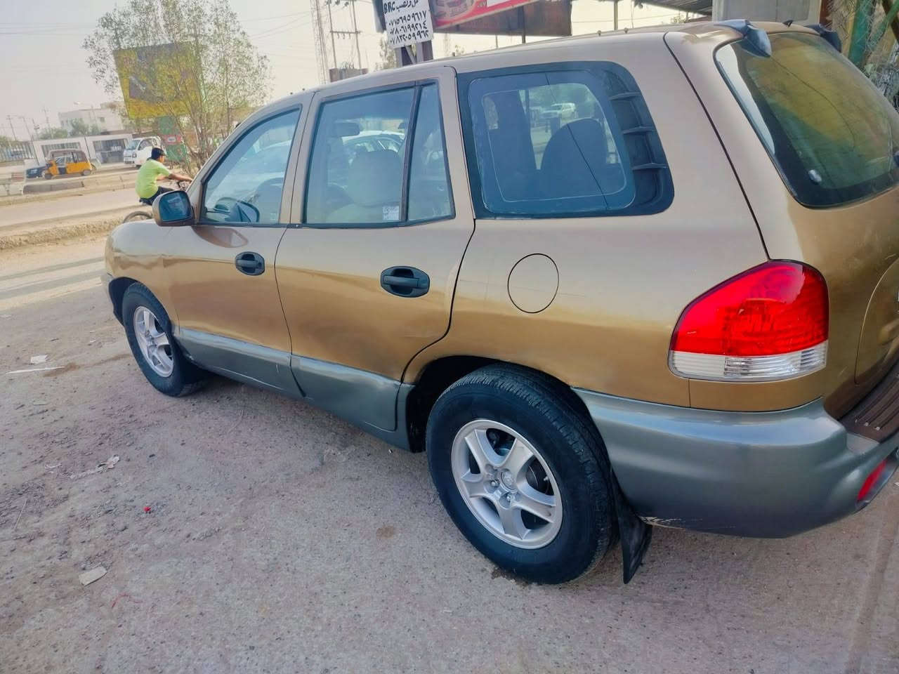 السلام عليكم سنتافي موديل 2001 مكينه 2700 وارد امريكي السعر 45  اوبيه مجال مكانه بابل الحمزه الغربي موبايل ***********

