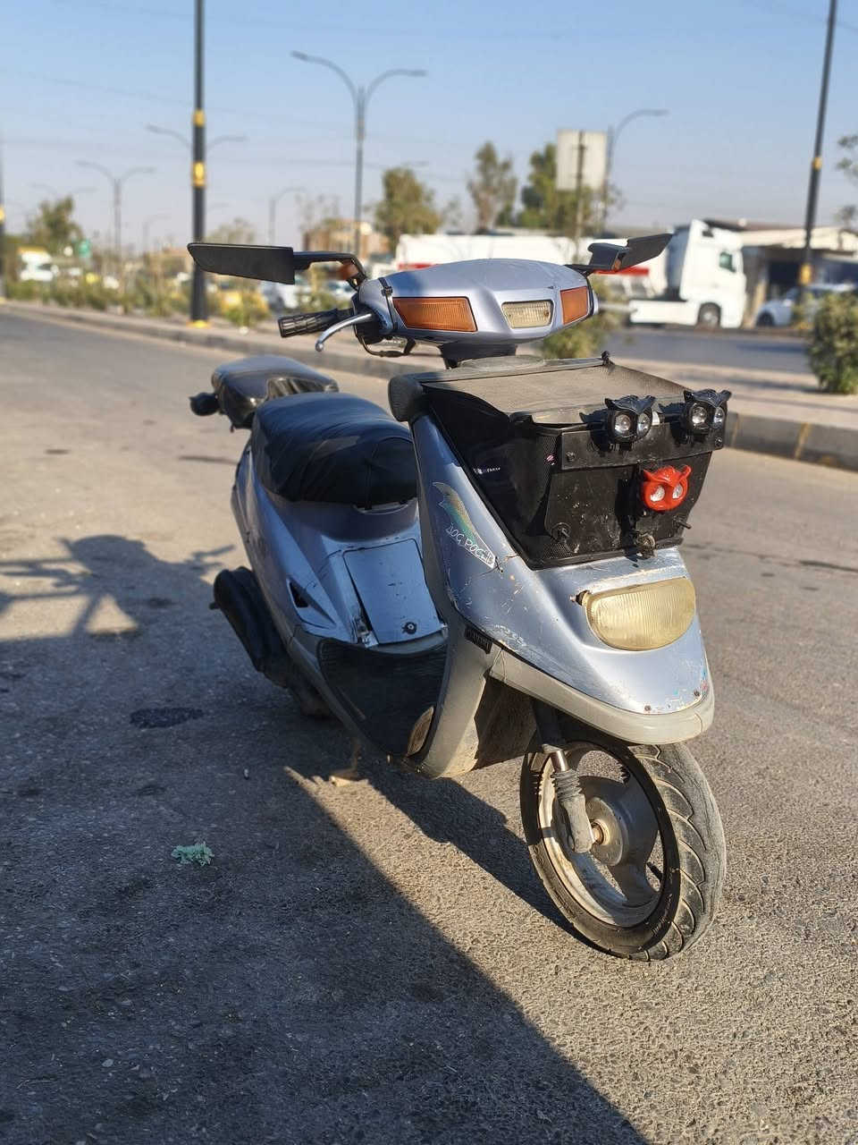 ماطور يماها للبيع مواصفات فول الماطور معمر جديد شرط التشغيل واير منية كلها شغالة فيه جهاز مانع سرقة وتشغيل الايت عن بعد وجهاز بصمة للهورن تشغيل هورن عن بعد وفيه مرايات شبح التواصل على الرقم***********
