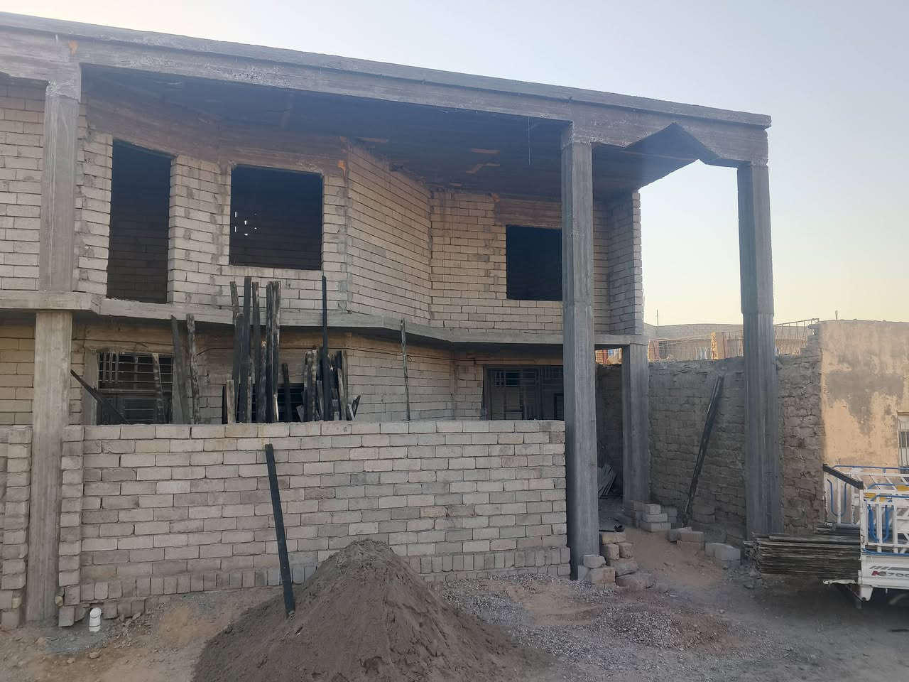 السلام عليكم نجار متفرق شغل نضيف وأسعار مناسبه
ه/***********
