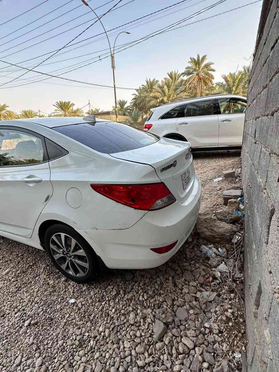 السلام عليكم  اكسنت 2013 وارد خليجي بيه بجم السياره جاملغات الاماميه مبدلات البنيد مبدل  والدعاميه مبدله وبيه كم ملاحضه بعد الشواصي بيهن تصليح السياره بسمي سنويه وهزه جدد نقص بس غاز مال التبريد وأي استفسار اتصل وبيك خير وتدلل سعره 75وبيه محال السيارة جاهزه من حداديه تخم تاير كهربائيات كله شغاله والسياره خير من الله ***********مكاني كربلاء الحسينيه
