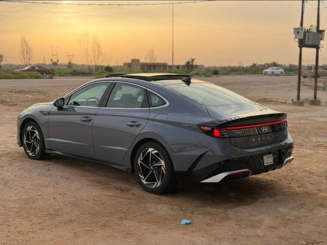 سوناتا 2025 وارد امريكي فول مواصفات مرقمه شهداء رقمه مثنى مواصفات بانوراما كشن تتفئه تبريد /الحادث بنيد نفسيته  مصلح/ لون اسمنتي مييز السعر190 الرقم***********
