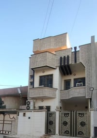 جانب الايسر حي الميثاق • ١٥٠م • واجهة ٧ ونص