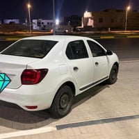 رينو سنبل • ٢٠٢١ • مطلوبة للمصرف