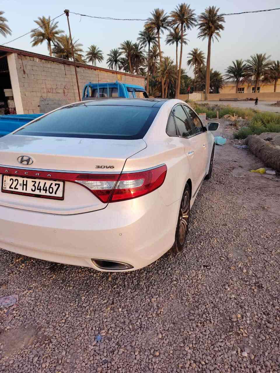 السلام عليكم
أزيرا ٢٠١٤ للبيع مكفوله كفاله عامه فول مواصفات مكينه 3000دوش سنويه مجدده باسمي سياره جاهزه من كلشي المكان بابل ناحيه النيل السعر 135$

***********
