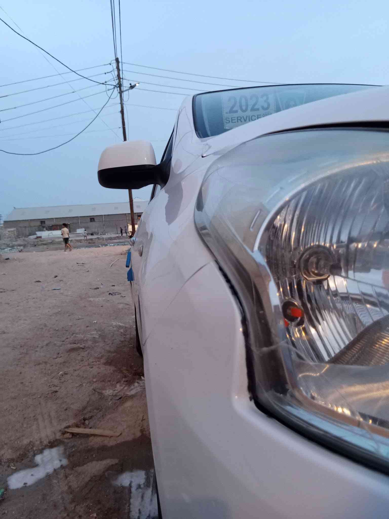 نيسان صني • ٢٠٢٣ • ضربه بالخلف