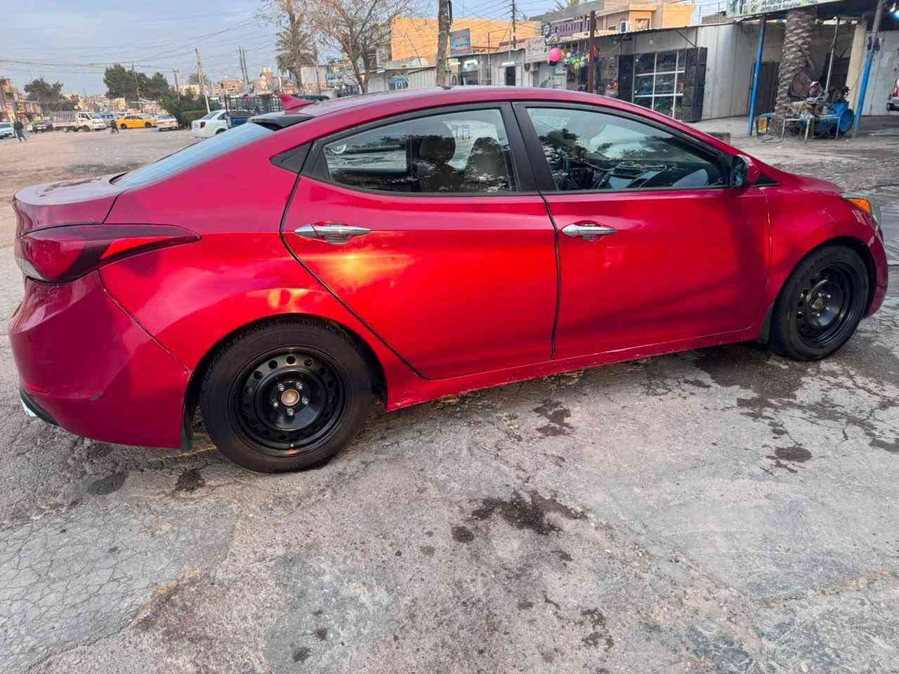 للبيع  هونداي النترا
موديل ٢٠١٦
المحرك  1800 دوش
 الموقع بغداد البياع
 السعر 100 
الحادث : بنيد في امريكا و بالعراق باب السائق 
السيارة جاهزة من كل شي فقط شمعات الصدر يحتاج الها
رقم الهاتف : ***********
