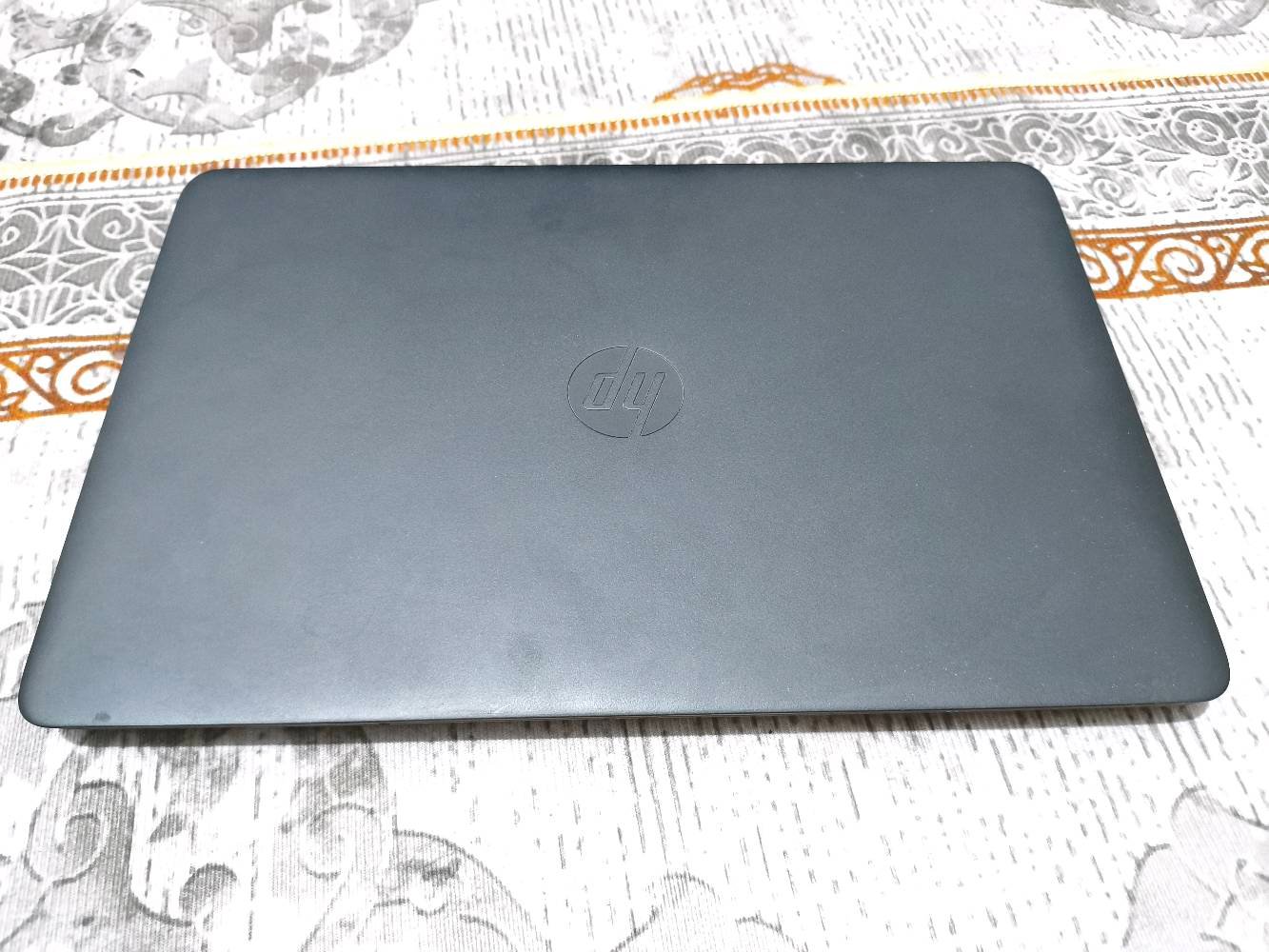 لابتوب HP نظيف للبيع  
I5 جيل الرابع
Ram 12GB
SSD 256GB 
Battery: يدوم 3 ساعات حسب الاستخدام 
1.70-2.70ghz 
HD famil
GPU-Intel(R) HD Graphics Family