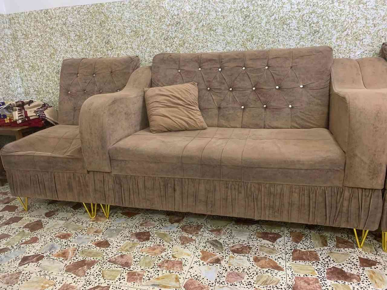 تخم للبيع نضيف جداً قليل الاستخدام 
الاستفسار ؏ الرقم التالي
واتساب وهاتف ⬅️***********
