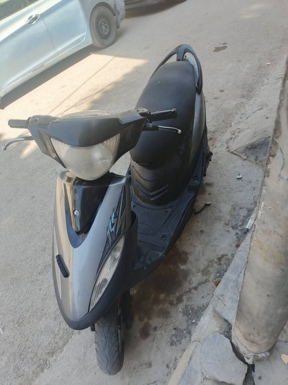 سلام عليكم ماكس عدله للبيع أي نقص مابيها مفتوحه بس ولفات البوشه والبستم بلاديات والكفر اصلي كلشي شغال بيها السعر 550قفل قفل متواجد خاص وهذا رقمي ***********
