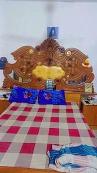 غرفه كامله • خشب • مستعجل