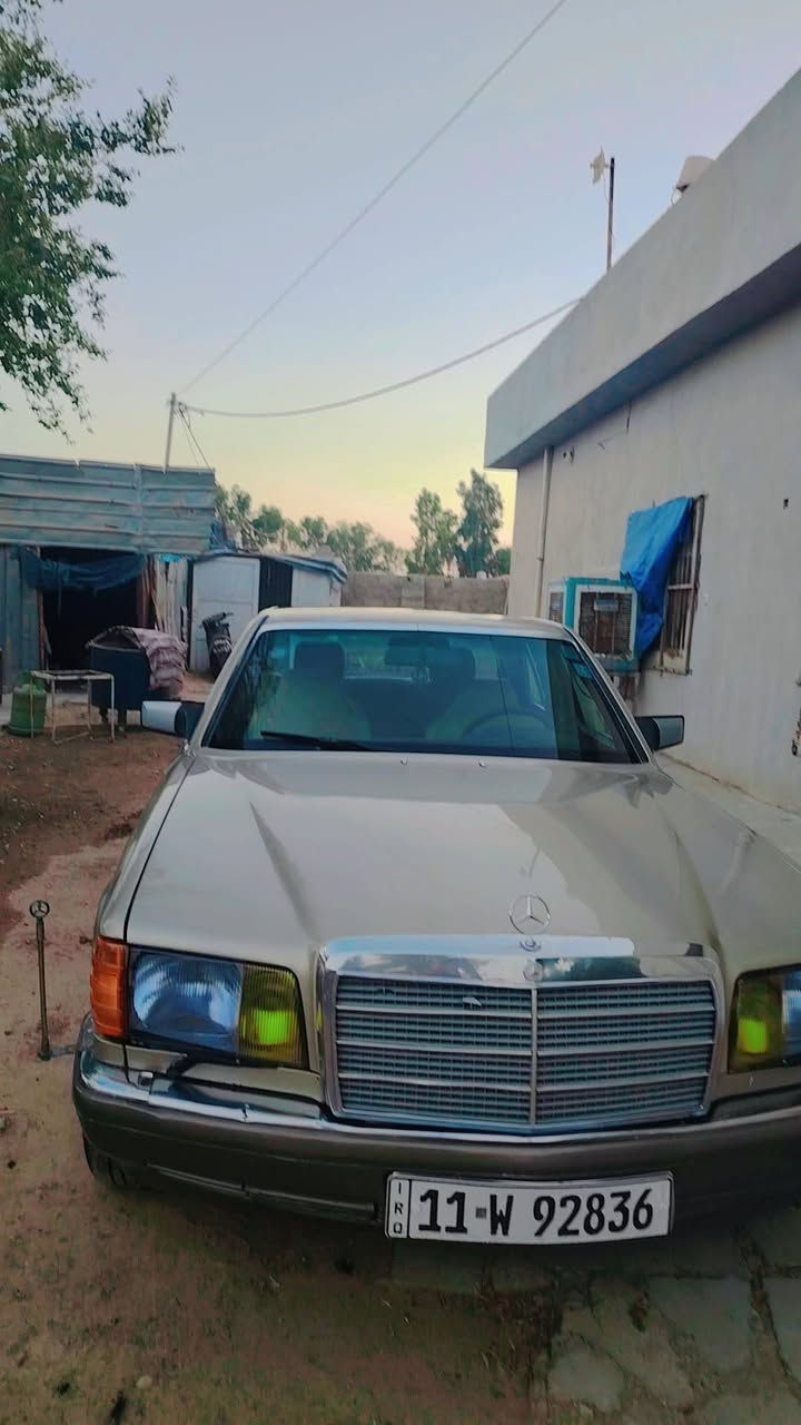 سلام عليكم للبيع او مراوسه سياره مارسيدس@ كير محرك بطه 3000 رقم بغداد بسمي تبريد بس يريد غاز سعر 55 اوبي مجال رقم ***********
