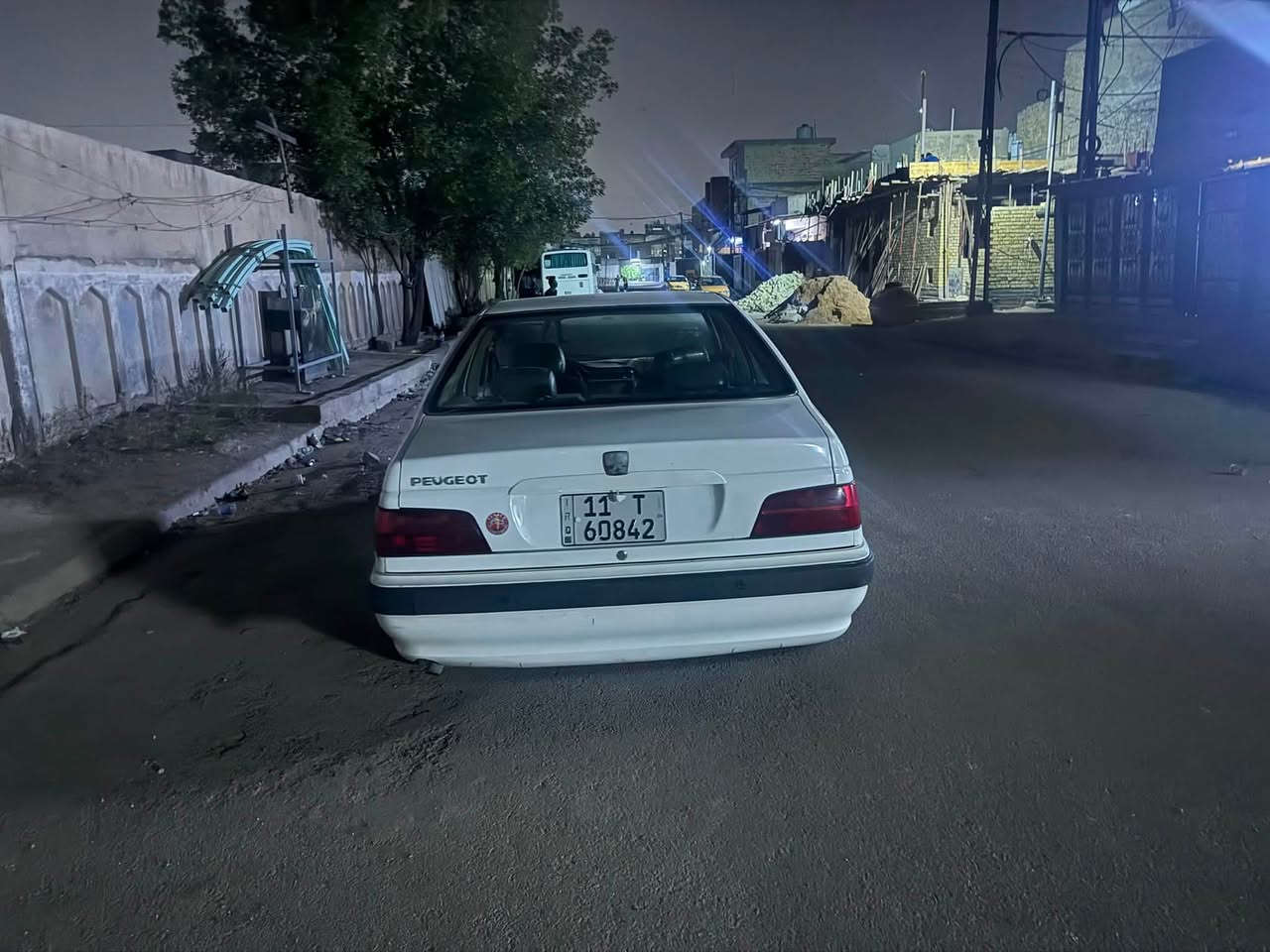 بيجو بارس كفاله عامه بغداد ابيض 2018
تبريد قطعتين شاشه كامره خلفيه 
معروفه مواصفتها ماشيه ١٣٠ 
مكان السياره بغداد 
رقم صاحبها ***********@
السعر ٥٩
