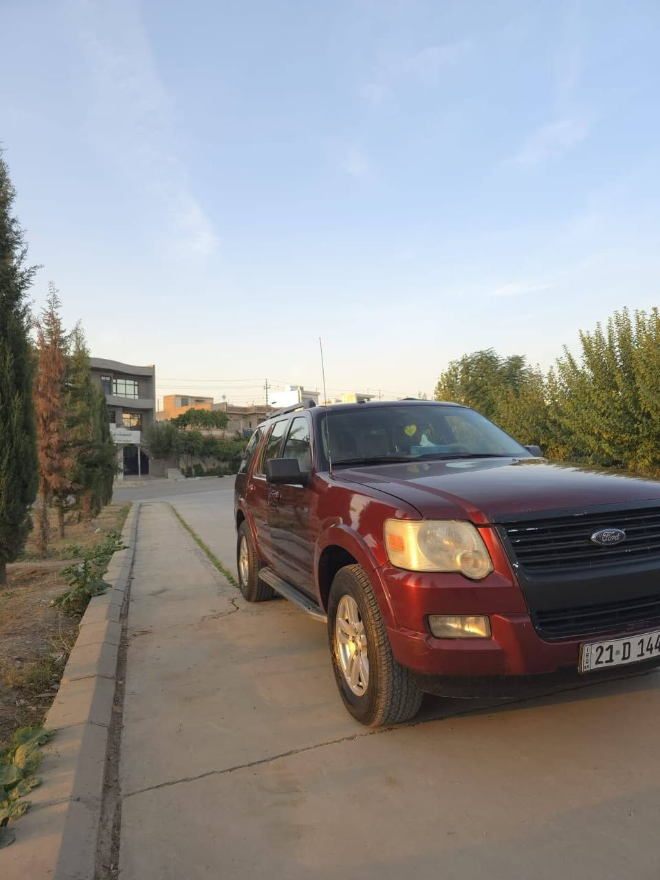 اكسبلورر XLT • V6 4000 • غاز ايطالي