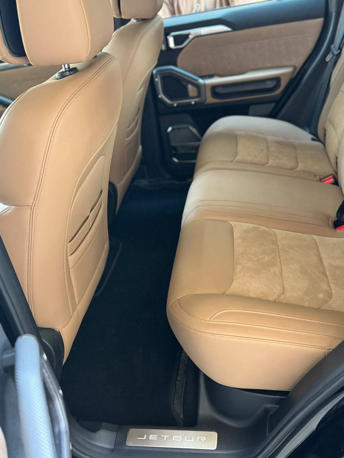 جيتورT2
فول 
2025 4X4
موصفات معروفه
كامل مواصفات مكفوله 
ماشيه 15000 رقم بغداد 
مكان بغداد الكريعات 
الاستفسارات على الارقام
***********
