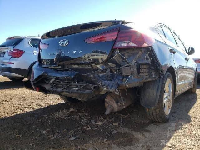 تحيه طيبه السلام عليكم 
النترا 2019 وارد امريكي
،  عداد المسافه 111 الف 
ضرر موضوح صور 
بيها 4 كلير بامريكا 
كير محرك مكفول 
نص فول 
شاشه كامره تحكم ستيرن 
مثبت سرعة 
مانع انزلاق
محرك 2000 
كلش حلو نظيف جاهزه
رقم اربيل شرط تحويل مباشرة سنويه هزه جديد 
السعر 116 ورقه 
اي استفسار 
*********** 
مكان بغداد الشعب
