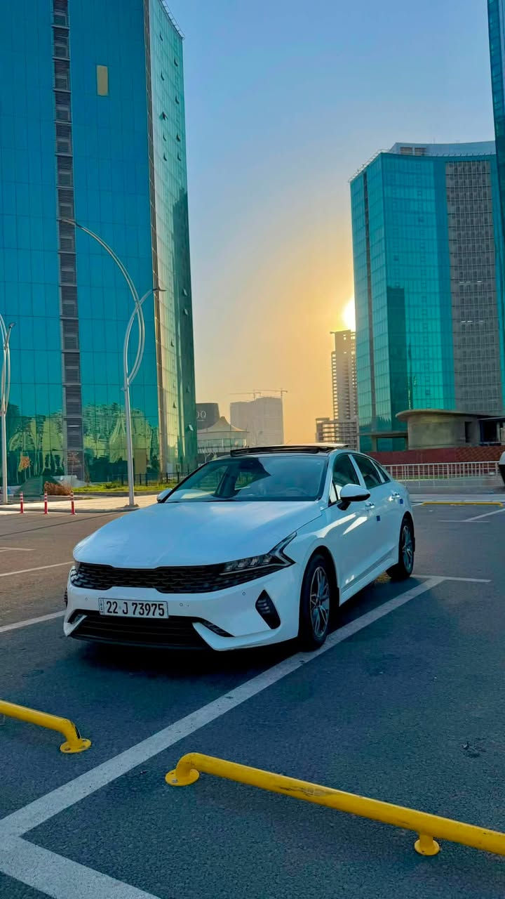 السلام عليكم 
Kia K5  2023
خليجي وكاله NIM
مواصفات Vip 
-كشنات جلد لون ابيض+تحكم كهربائي
گيج الاكتروني + سقف بنوراما
داتا شو لعرض المعلومات امام السائق
كشنات خزن -كشن حار /بارد 
5 كامرات 360درجه 
فتح كامره مع الاشاره الجانبيه 
5 وضعيات قياده 
تشغيل عن بعد 
شاشه كبيره تدعم كار بلي /اندرويد اوتو 
حساسات اماميه -خلفيه 
السياره اعلئ فئه وبعد بيه هواي مواصفات 
ماشيه :64 الف كيلو متر 
السياره جاهزه ومابيه اي مصرف 
رقم اربيل تحويل بشرط 
ملاحضه / السياره بيه شخط فقط في الجاملغ الخلفي ومصلح ع كده باقي السياره مكفوله ع وضع الشركه 
واتساب : ***********
