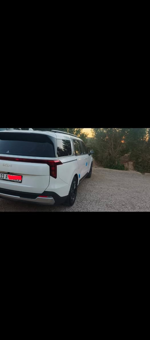 @الجميع
سلام عليكم للبيع كيا كرنفال 2024
خليجي كفالة عامة من الشخط
موصفات راد امامي كير موس رقم بغداد باسم راعيها هاذة رقمة ***********
مكان السيارة السماوة الرميثة

