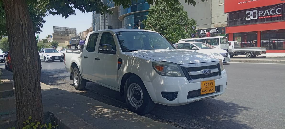 پیکاب فۆرت 2010سەنەوی تازە کۆبۆنی بەنزین بەناوی خۆمانە چوارتایە تازە مەکینەو گێر بەشەرت .تاقم پێش تازە نوێم کردۆتەوە زۆربێکێشەیە یەک دینار مەسرووفی تیانیە تەبریت فول شوێن تەق تەق ***********
