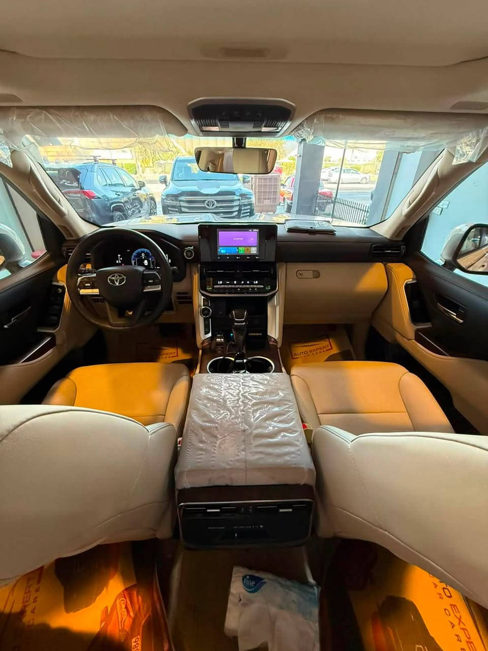 لاندكروز GXR2025 للبيع
السلام عليكم
لاندكروز GXR 2025
السياره ضمان شركه SAS
ماشيه 7 الف زيرووووووو
داخل الضمان السياره
مغلفه تغليف ppf اصلي
السعر 72,500$ قفل
رقم الهاتف ***********
