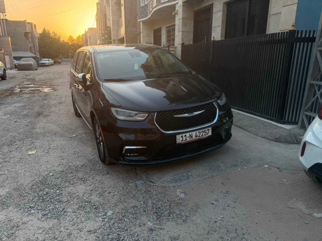 باسفيكا موديل ٢٣ بلكن هايبرد يعني كهرباء و بانزين وهايبرد بدون ضربه والصبغ حادث غرق بسيط السياره فوول مواصفات أبواب كهرباء هواي مواصفات كشن جلد تدفى وتبريد رادارات حساسات توقف ذاتي مانع تصادم والسياره محور الانفيرتر مالها يم محمد اللبناني يعني غوص بيها بلمي ماعليها شي السعر ٢١٠ 
واتساب موجود ***********
