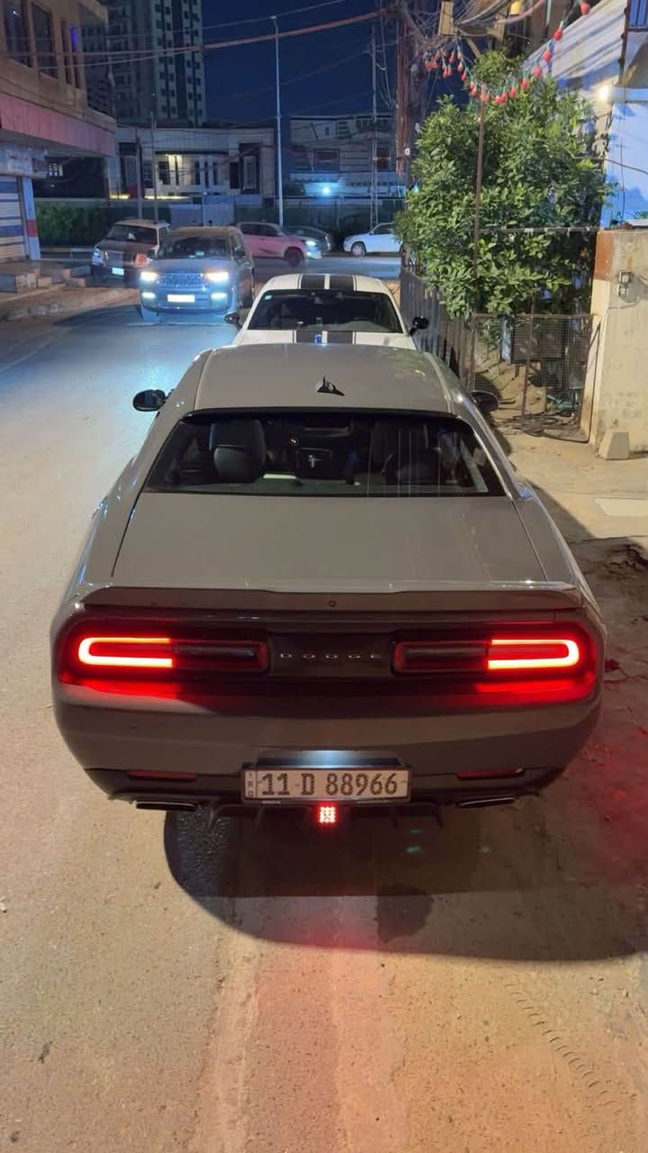 سلام عليكم 
دوج جالنجر 3600🔥
موديل2018GT
فول مواصفات ماعدا الفتحه 
شاشه جبيره كار بلي 
شفتات بل ستيرن 
تدفئته تبريد بل كشن🔥
هيتر ستيرن +كهربائي 
ضيافله مودات SRT💪
اكزوز بوابات فتح وسد عل ريمونت
برمجه طلقات وفصله يعني الطرب فول🎶
تايرات جدد🛞
السياره جاهزه مابيه نقص ونصبته حلوه
بيه 4 قطع أبيع حزام‼️
سعره 125$
رقمي ***********
مكاني بغداد العضميه
