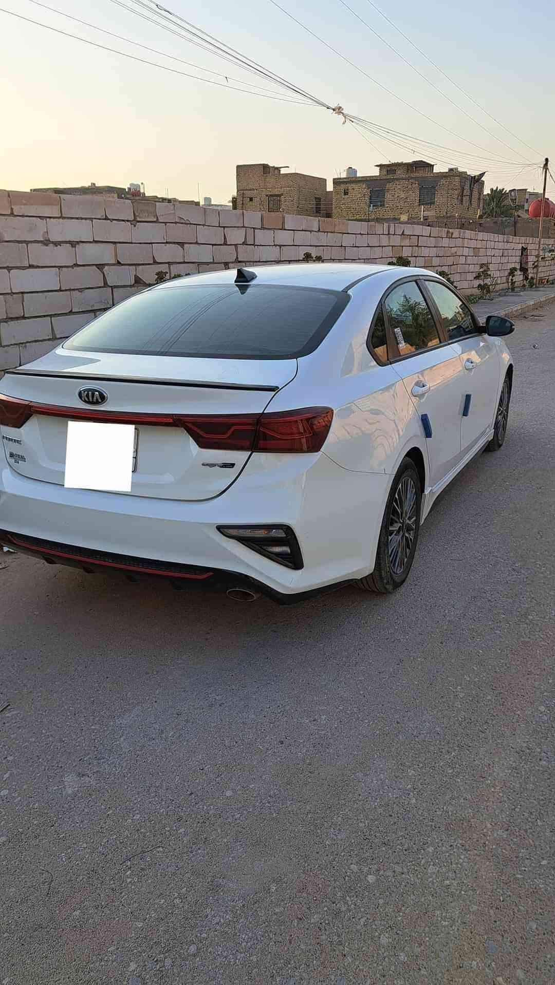 فورتي ٢٠ جي تي لاين 
حره مداور ثاني يوم 
رقم انكليزي 
جاهزه 
كير سي في تي 
مكينه ٢٠٠٠ دوش
تخم تاير 
مكان ناصريه مركز
السعر ١٣٠ وبيه مجال 
***********

نص مكتوب في الصور:
- علي العكيلي قبل 9 دقائق موديل ٢٠ حره مكينه ٢٠٠٠ جيتي لاين بدون فتحه قطعه وحده تبديل فقط
- ٢٠:١٢ كيا فورتي جي تي لا... en.bidfax.info 06/C5195701 BidFax.info
- BidFax انتقال Kia Forte Gt-Line 2020 White 2.0L ...in: 3KPF34AD9LE195781 free car قد تكون الصور محمية بموجب حقوق النشر. مزید من المعلومات تم الحفظ مشاركة BidFax Kia Forte Gt-Line 2020 ... BidFax Kia Forte Gt 2020 White ... محفوظة بحث اكتشاف