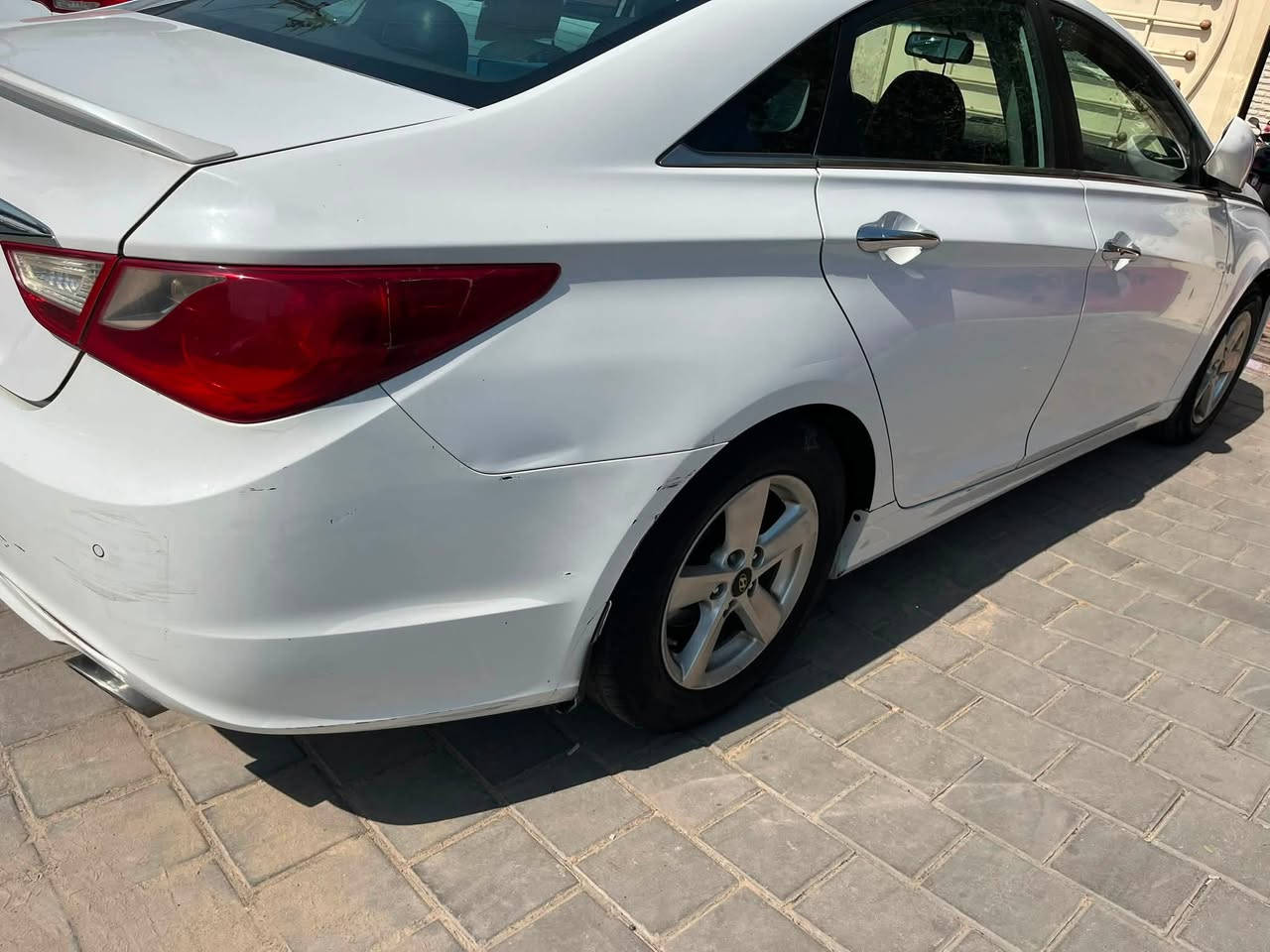 السلام عليكم
سوناتا ٢٠١٣
وارد امريكي 2400 gdi
حادث امامي بسيط
ماشيه ١٢٤ الف ميل
رقم بغداد كلشي بيها نظيف و نصبتها حلوه 
السعر 9800 
***********
