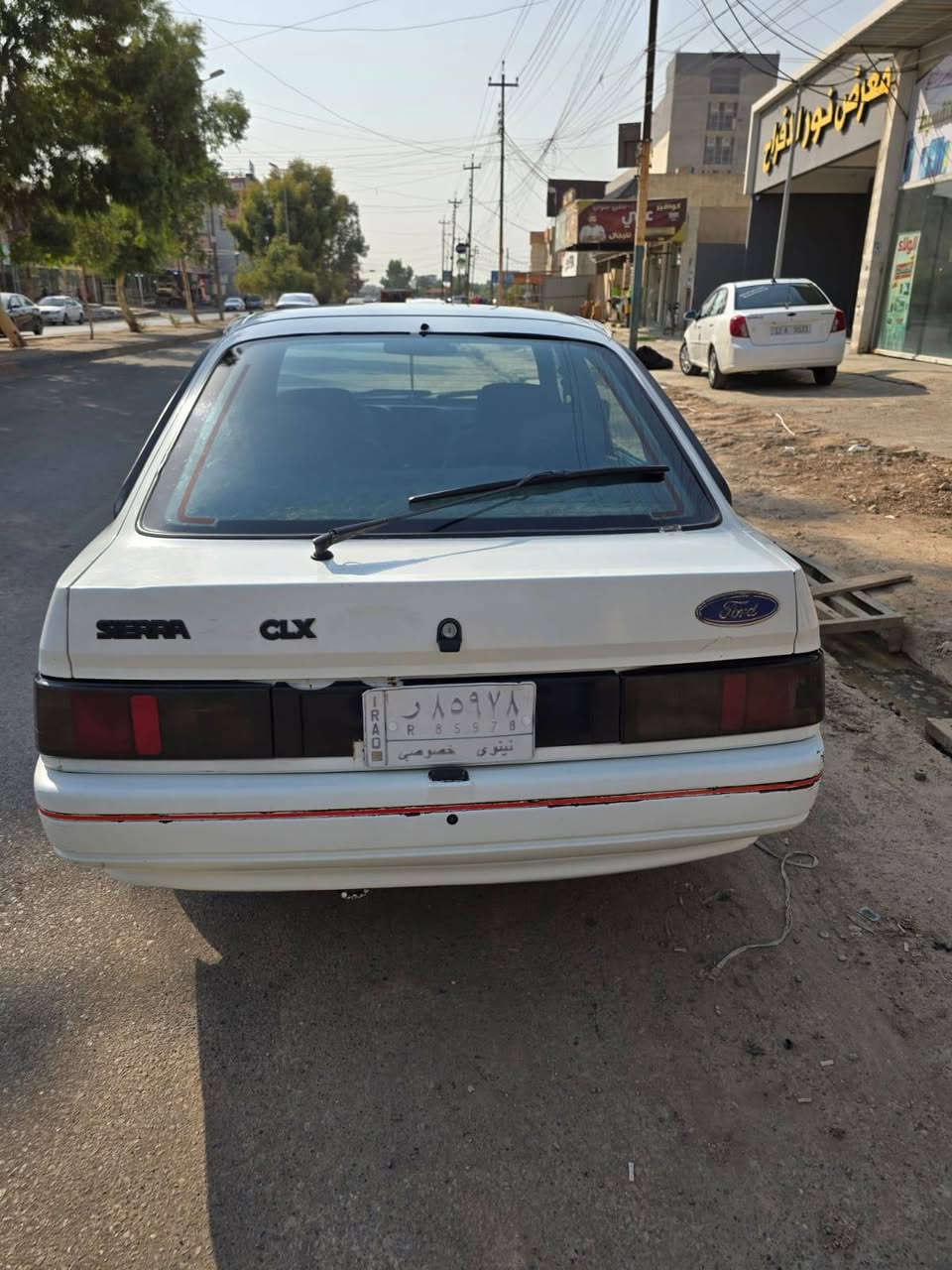 فورد سيرا 1992
سنوية جديدة بأسمي 2029
محرك حجم 20 شرط نضيف
كيرر عادي شرط نضيف
كوبون بانزين موجود
السيارة مابيها صبغ #فقط الجاملغ الامامي جهة السائق بدون ضرر

للاتصال 
***********
***********
