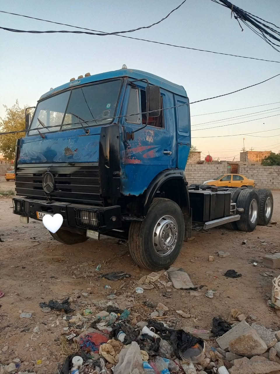 السلام عليكم كماز للبيع 2002 محرك وكير البي خير من الله لا تبخير ولا تنقيص كير 111 مكينه 25 بالسنويه قلاب رقم قادسيه سنويه لـ30 مكان النجف ***********
