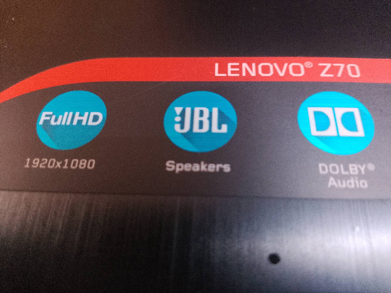 لينوفو 17 • i7 • رام 8 256SSD