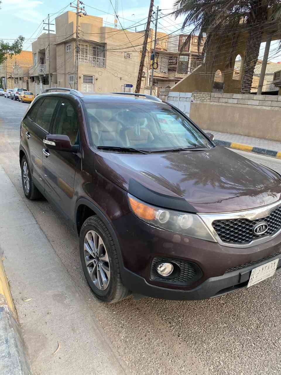 كيا سورنتو 2012 
وارد امريكي محرك 2400 حادث فقط دعامية اماميه بدون صبغ ولاتبديل وبيها طخه بهلال جاملغ الخلفي مرفقة بلصوره ما معمرها طخة بسيطة ماشية 117 الف كفاله سيارة من صبغ ومن تبديل مكان سيارة كربلاء 
السعر 130 وبيها مجال 
للاستفسار ***********///***********
