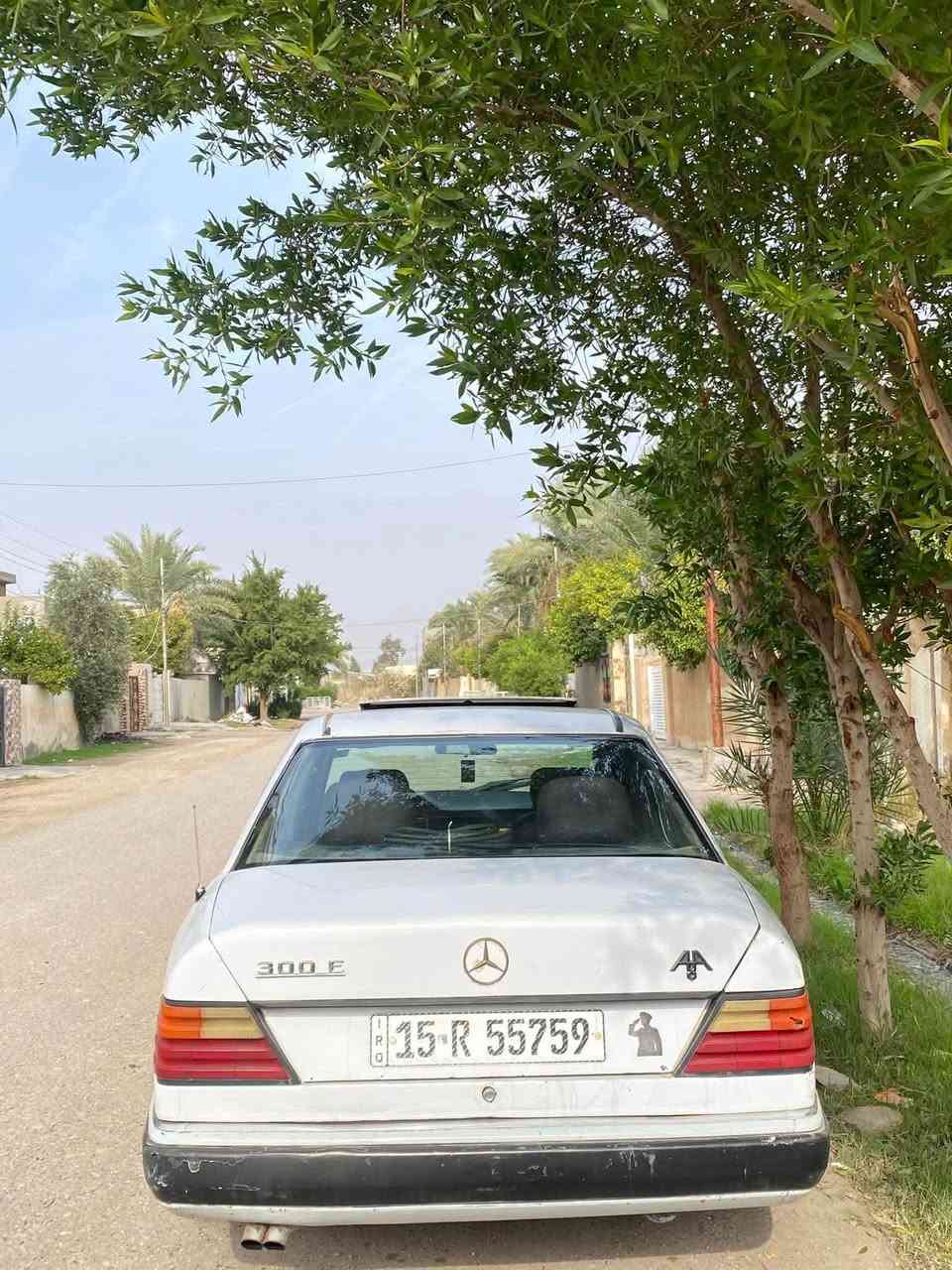 بيع مستعجل خيط بخار خفيف
السلام عليكم مارسيدس دب بسمي تحويل مباشر 

رقم انبار دولي  احول بديالى 

 موديل 88 

محرك كير بطة 2500 ديلكو 

 ويل AMG 16  

دمام سستم سماعات  

شلعة ومعدل  

مكاني ديالى  

رقمي *********** 

السعر 40 وبيها مجال
