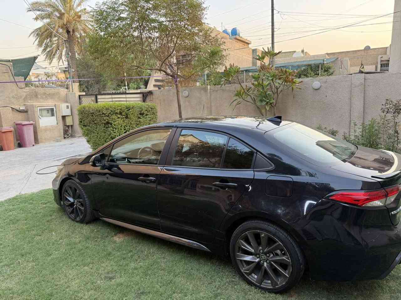 كورولا 2023 SE وارد امريكي
كورلا 2023 وارد أمريكي SE 
مواصفات بصمه.اودتو هولد سايد بريك بصمه كروس سرعه كامرات اماميه خلفيه 3 انضمه قياده السياره صدر كير كفاله تبريد ثلج 
السياره بيه حالوب صار عندي بالمطره الاخيره والسياره ضربته جاملغ وبنيد مبدلات نفس الون وبيه مكانين بارد 
مكان السياره زيونه 
رقمي ***********
السعر 118 رقم بغداد باسمي تحويل ثاني
