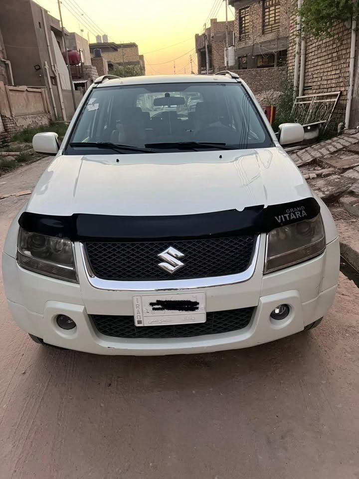 السلام عليكم للبيع سازوكي فيتارا 2008 رقم بغداد محرك 6  2700 بصمة السعر 75 ورقة كير محرك سليم  
سنوية ل 2028 تحويل مباشر 
المكان البصره    
***********
