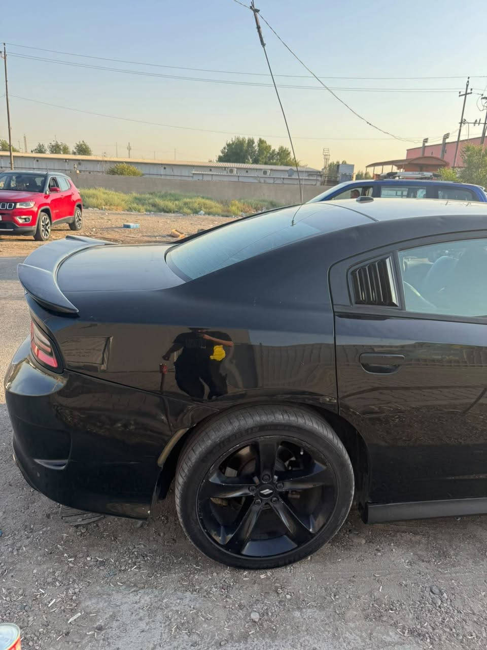 للبيع دودج جارجر SXT – موديل 2019 امريكي 

 اللون: اسود
 الممشى: 102 ميل 
✨ سياره محدثه كت srt 

🔝 المواصفات:
• حساسات خلفية
• دركسيون رياضي مع شاشة
• حامل أكواب تبريد
• مثبت سرعة (كروز)
• كاميرا خلفية دوارة
• تشغيل عن بُعد
• بصمة أبواب
• بصمة تشغيل
• كراسي جلد
حادث موضح بالصور 
مكان السياره بغداد
💰 السعر: 145 نقد 

📞 للاستفسار والاتصال:
***********

📱 متوفر واتساب واتصال
