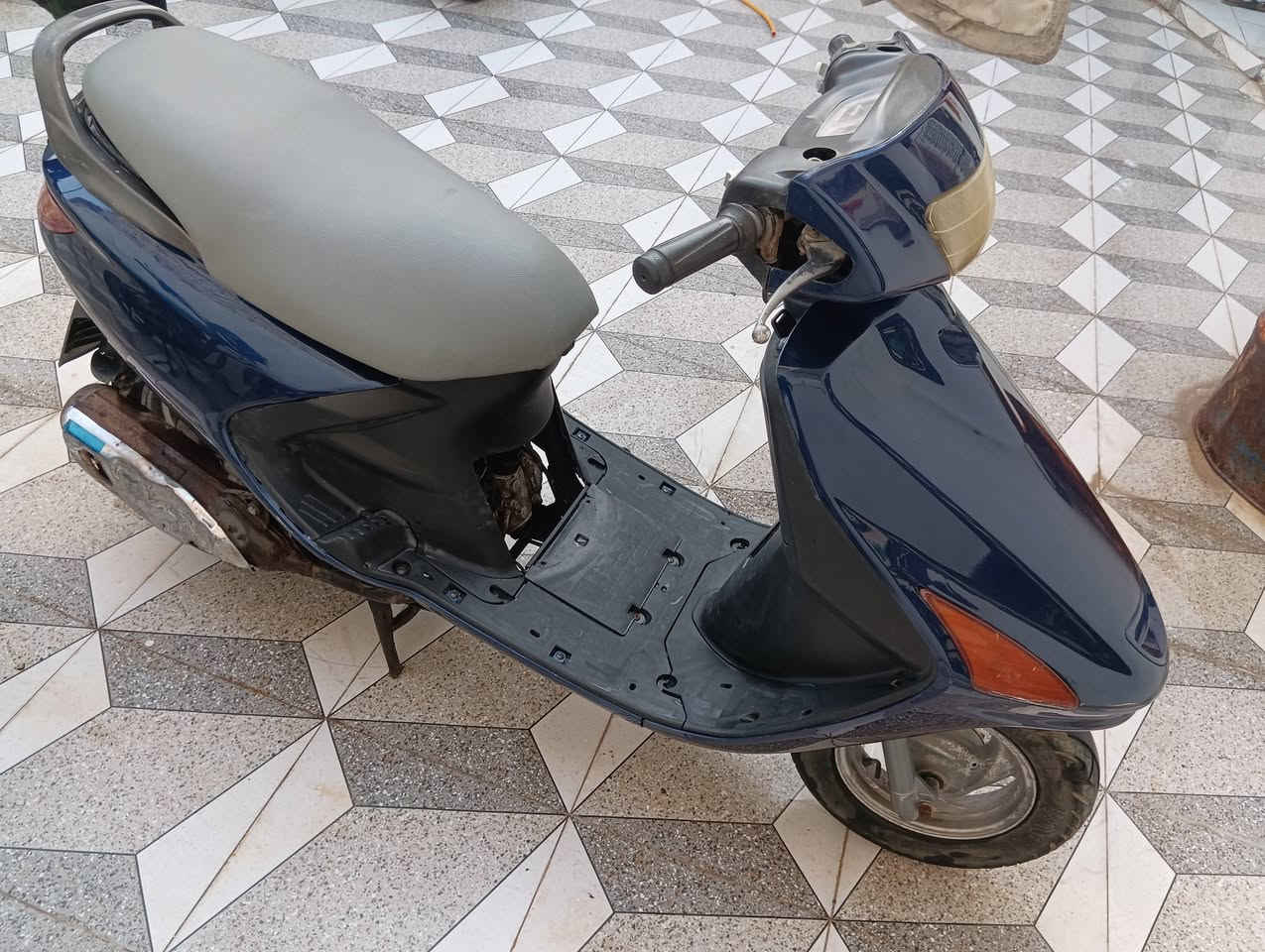 دراجه للبيع شغاله 
سلف 
هندر 
كهربائيات 
دبلات جاهزه من كلشي 
السعر 350
العنوان النجف شارع الصب ***********
