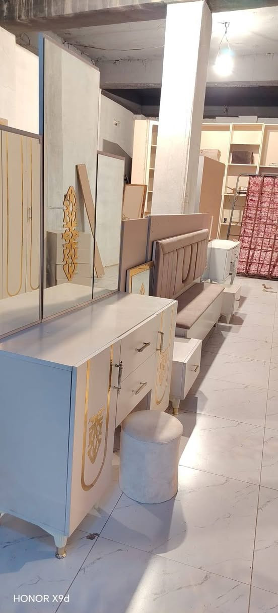 غرفه نوم تركي مستعمل نظيف
كلاري صاج ٣ متر حطاطه فول نضافه
يرهم مراوس بيع وشراء
لاستفسار *********** وتساب خاص
جلولاء سوك السبت
