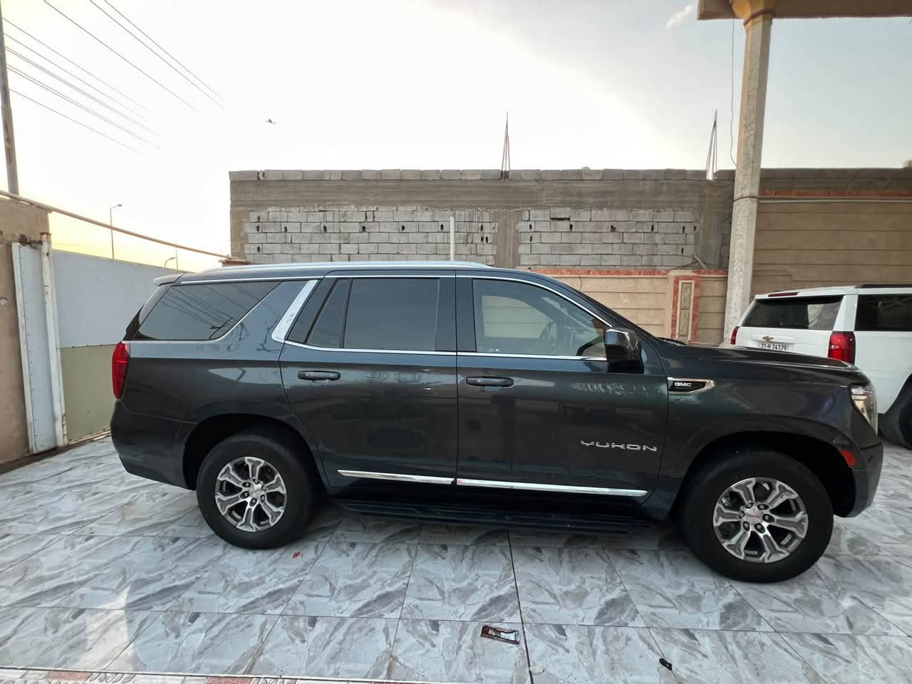 #المركبة     : GMC 
#الضرر       :  الشبك الأمامي مبدل 
#الرقم.       : خصوصي
#السعر      : اتصل على رقم  
________________________
المواصفات
    ✅ نص فول
✅ محرك 8 سندر
✅ لايتات عدسه 
✅ حساسات امامي وخلفي  
✅ جنطة كهربائي 
✅ بصمة 2 ابواب وبصمة تشغيل وتشغيل عن بعد
✅ هاند بريك كهرباء 
✅ شفتات ستيرن تحكمات
✅ دخول بصمة ذكي

✅ غرفة السيارة جلد رصاصي بلاد  
✅ شاشة دشبول كبيرة  للتحكم في ايعازات السيارة 
✅ السيارة 8 راكب مع 3 قطع تبريد
✅ تحكم ستيرن جهتين متكامل الايعازات
✅ رادار امامي خلفي تفاعلي للتنبيه من التصادم
للاستفسار ***********
